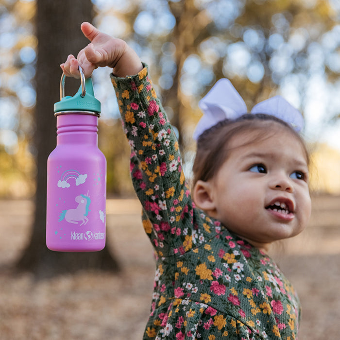 classic-kid-sippy-cap-r2 K12CNSIPPY-UN-kids_bottle_unicorn_lifestyle.jpg